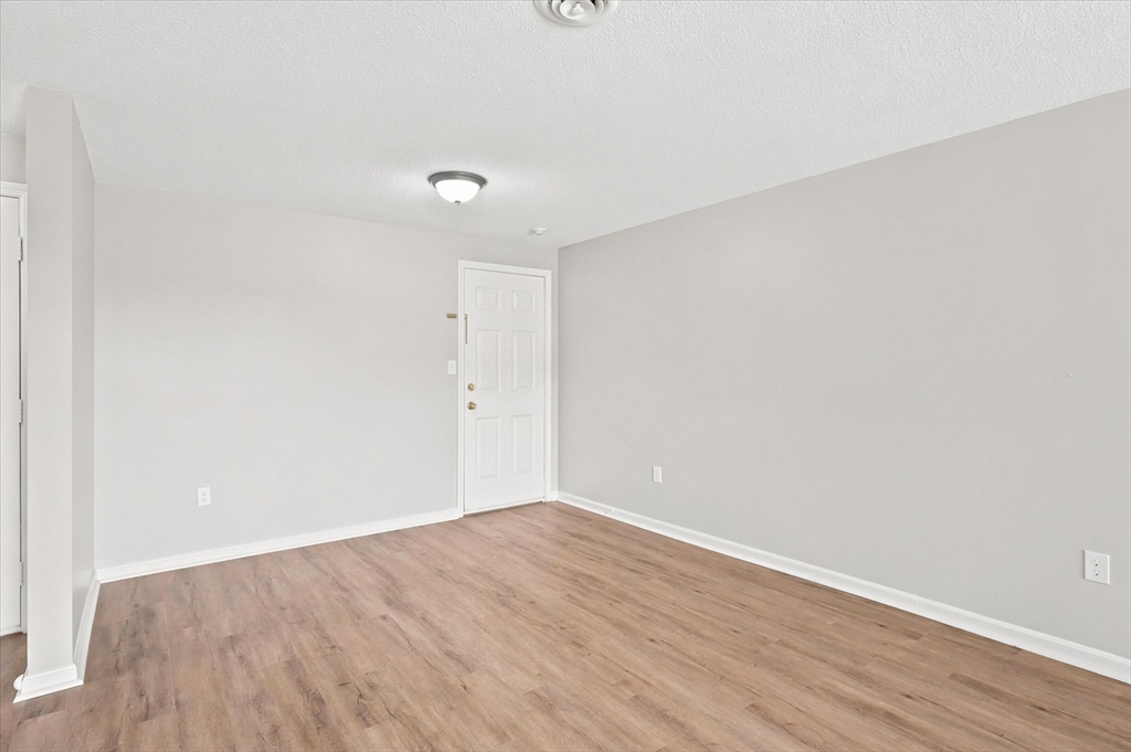 255 North Road, Unit 158 Chelmsford, MA 01824 - Photo 16 of 39