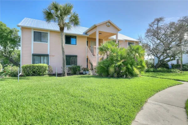 $259,000 | 5720 Pelican Pointe Drive, Unit 3, Sebastian, FL 32958