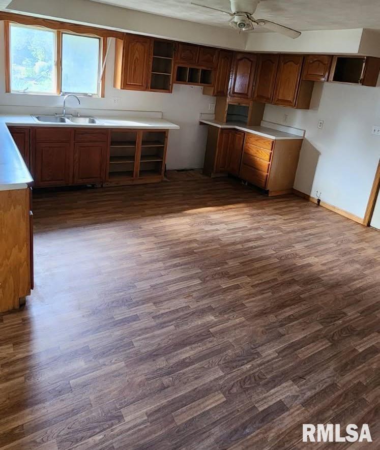 555 North Jackson Street Bushnell, IL 61422 - Photo 14 of 15