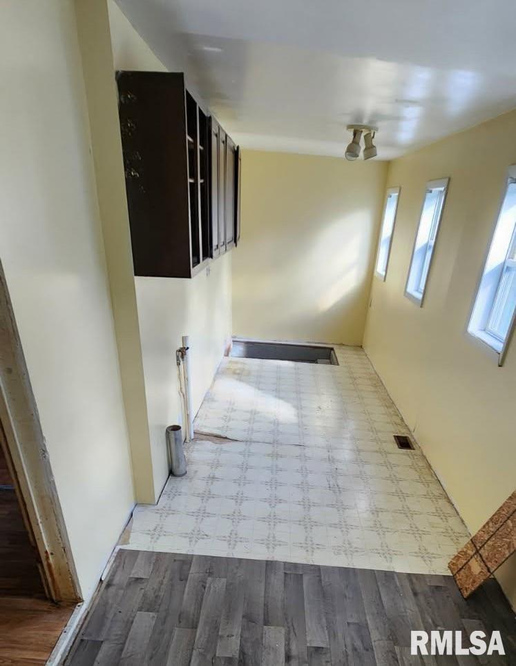 555 North Jackson Street Bushnell, IL 61422 - Photo 15 of 15