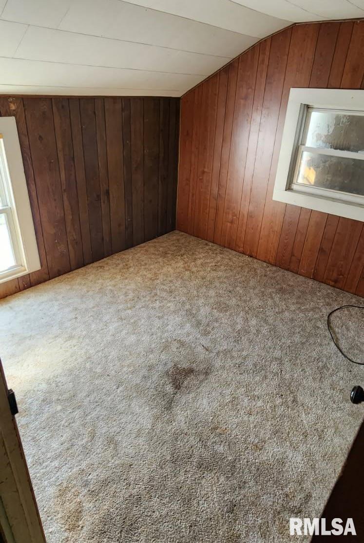 555 North Jackson Street Bushnell, IL 61422 - Photo 5 of 15