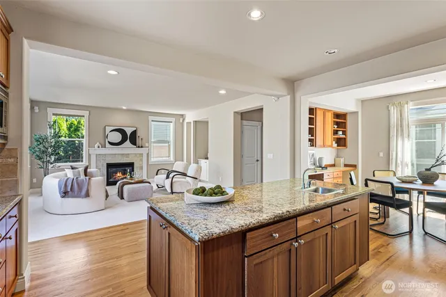 $1,998,000 | 2648 116th Avenue Northeast, Bellevue, WA 98004