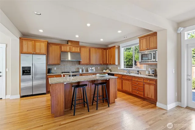 $1,998,000 | 2648 116th Avenue Northeast, Bellevue, WA 98004