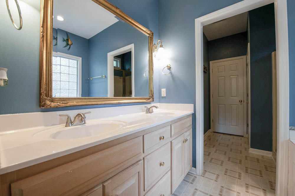 132 Riviera Road Aiken, SC 29803 - Photo 20 of 32 Owner bath with double sink vanity, framed mirror, soaking tub, separate shower & water closet!