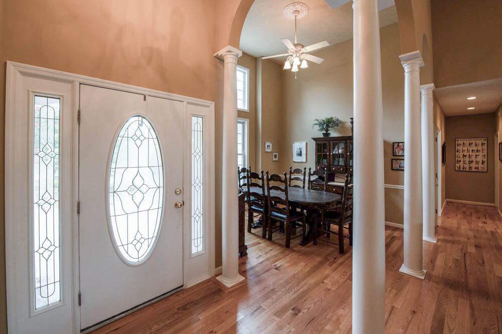 132 Riviera Road Aiken, SC 29803 - Photo 8 of 32 Foyer!