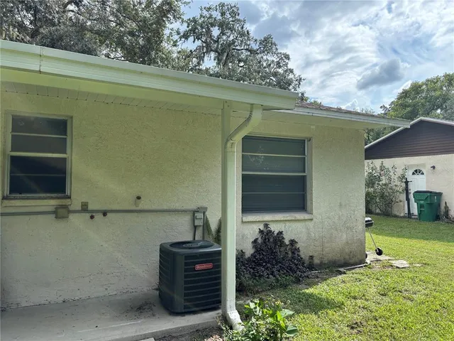 $1,200 | 38351 A Avenue, Zephyrhills, FL 33542