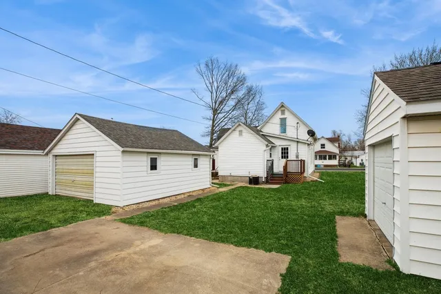 $135,000 | 707 19th Avenue, Fulton, IL 61252