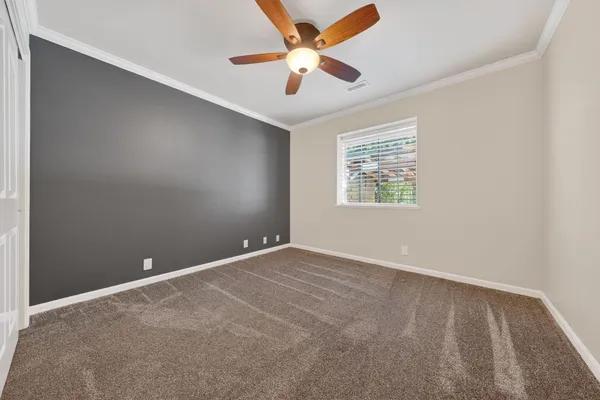 $585,000 | 19679 Midland Drive, Redding, CA 96003