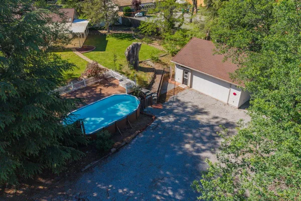 $585,000 | 19679 Midland Drive, Redding, CA 96003