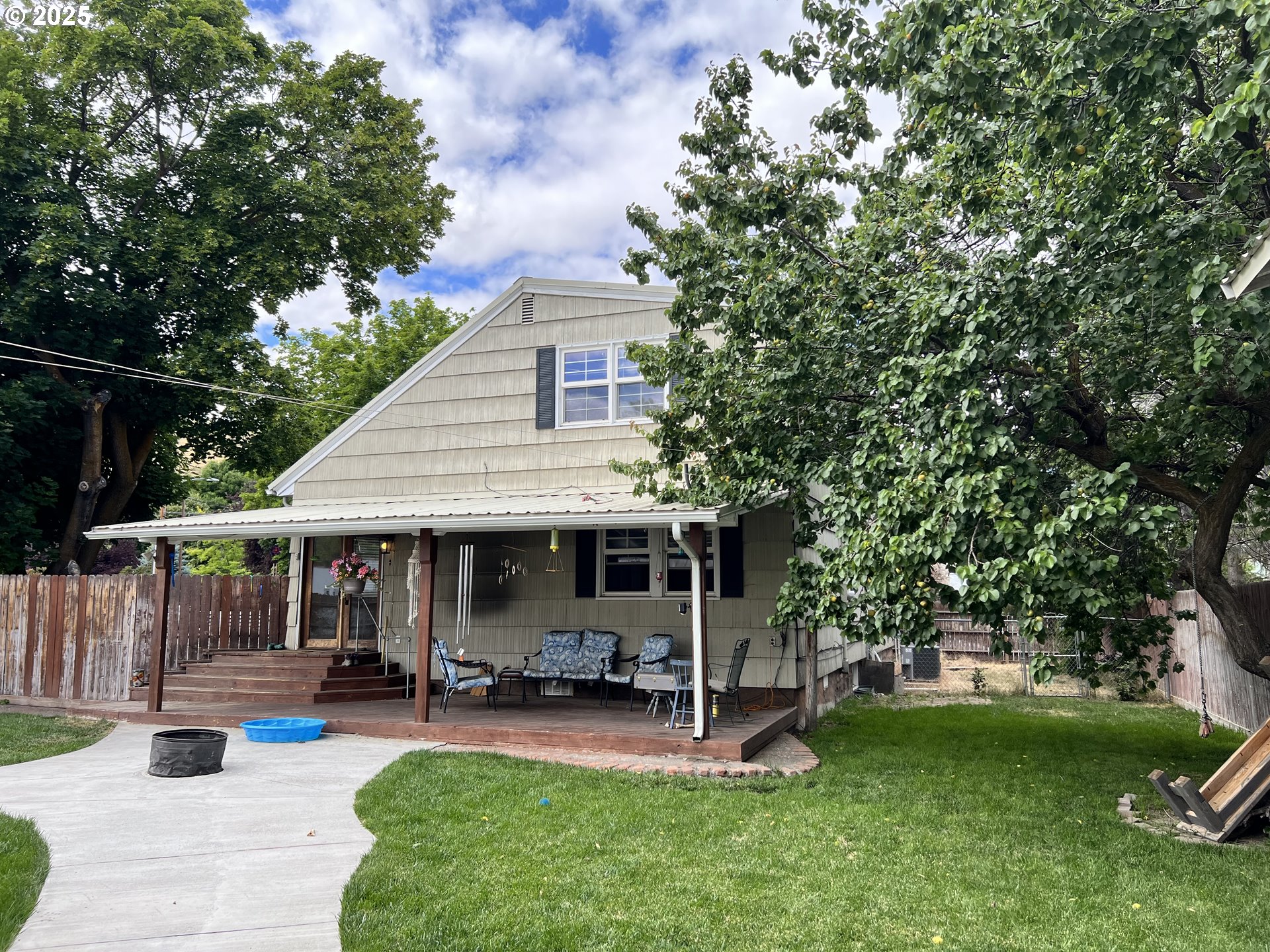 175 Baltimore Street Heppner, OR 97836 - Photo 27 of 28 a view of a house with a yard porch and sitting area
