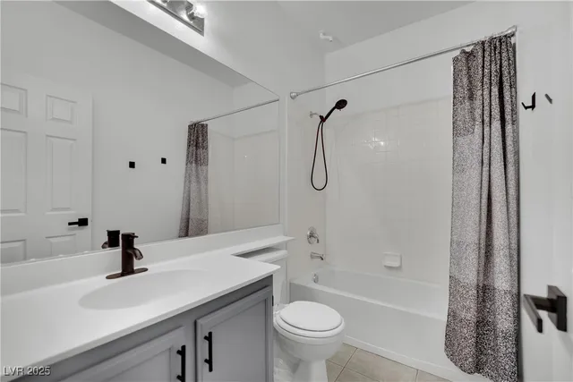 $1,625 | 3915 Palm Beach Street, Unit 201, Las Vegas, NV 89129