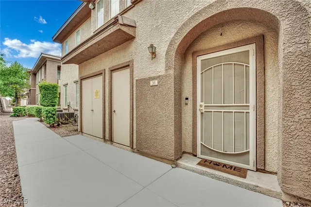 $1,625 | 3915 Palm Beach Street, Unit 201, Las Vegas, NV 89129