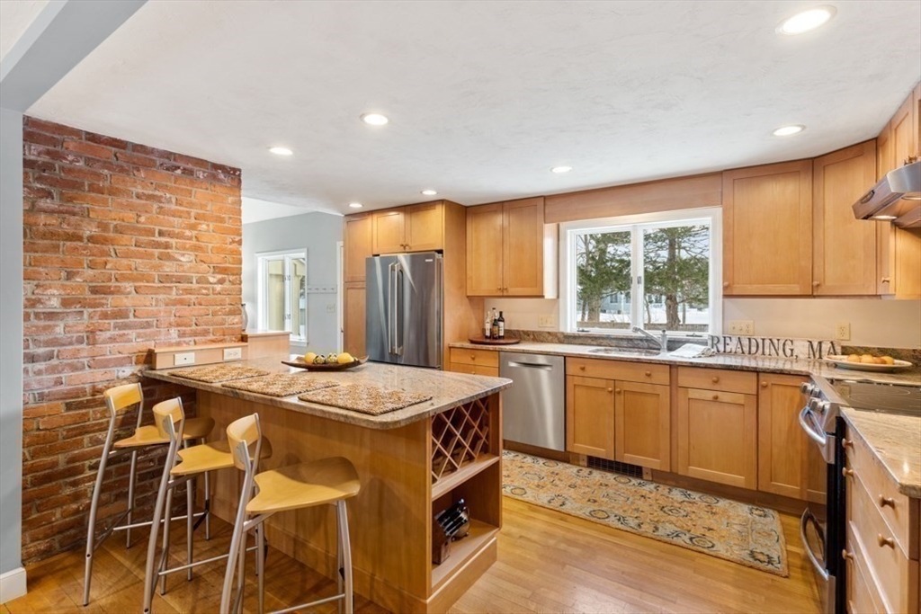 32 Granger Avenue Reading, MA 01867 - Photo 17 of 42