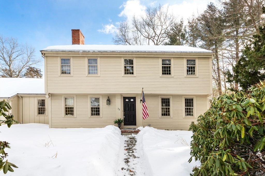 32 Granger Avenue Reading, MA 01867 - Photo 2 of 42