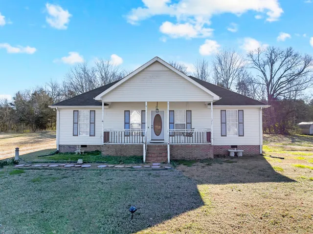 $215,900 | 41 Volunteer Road, Petersburg, TN 37144