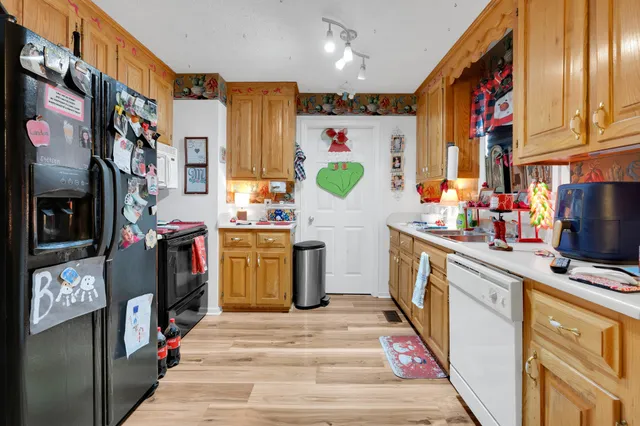 $215,900 | 41 Volunteer Road, Petersburg, TN 37144