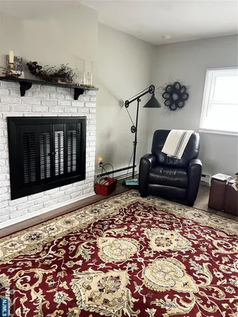 $2,200 | 41 Locust Avenue, Emerson, NJ 07630