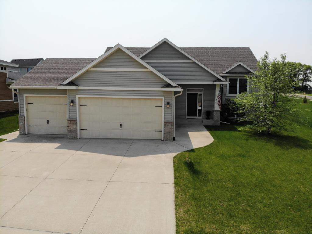 2262 Weston Place Southwest Rochester, MN 55902 - Photo 2 of 28