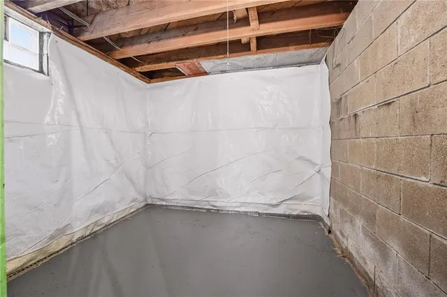 a view of a room with an empty space