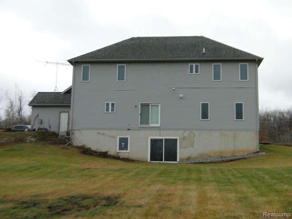1802 Millville Road Lapeer, MI 48446 - Photo 28 of 38 Rear