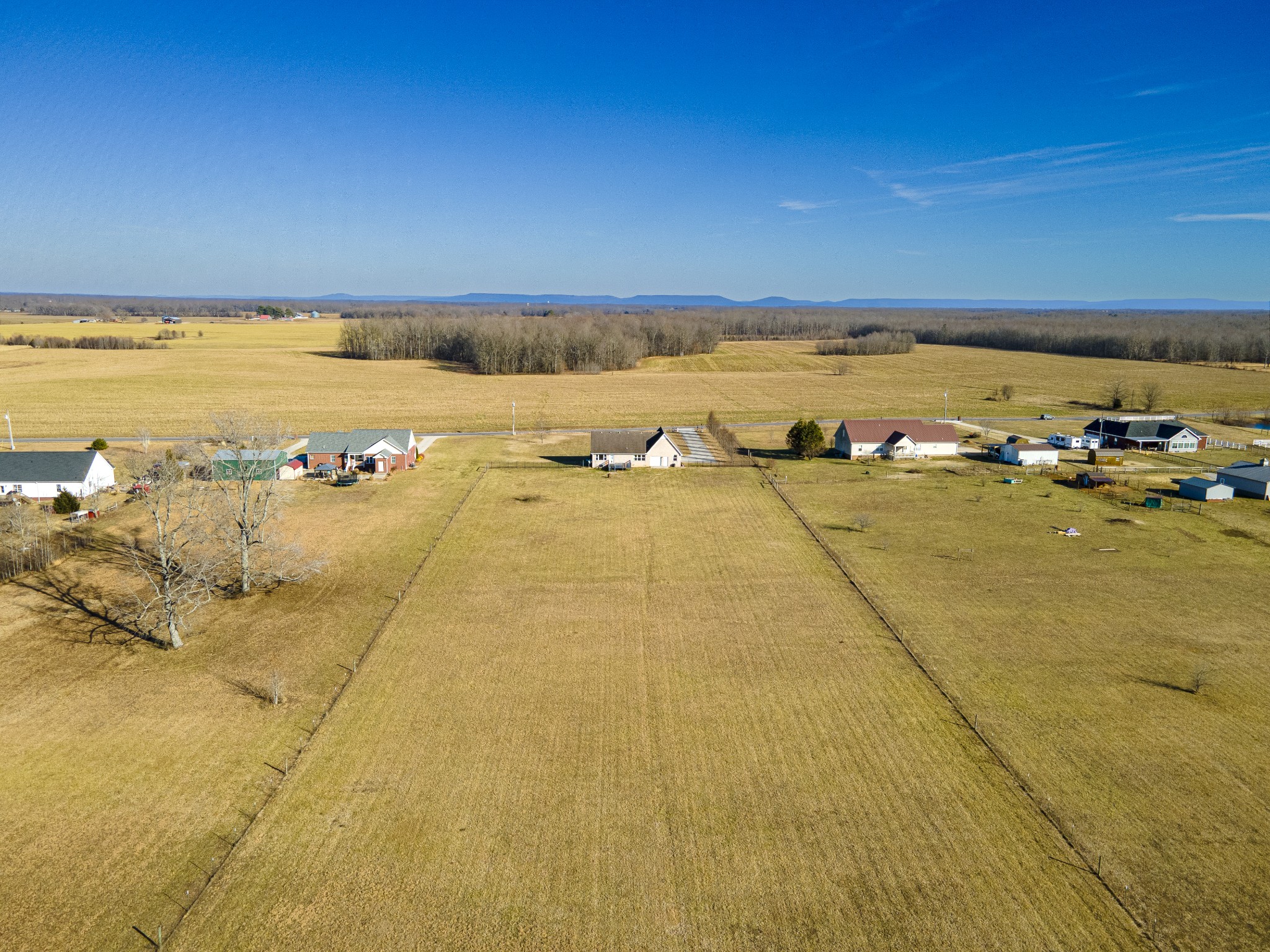 6875 Maple Springs Road Manchester, TN 37355 - Photo 11 of 36 a view of an ocean and beach