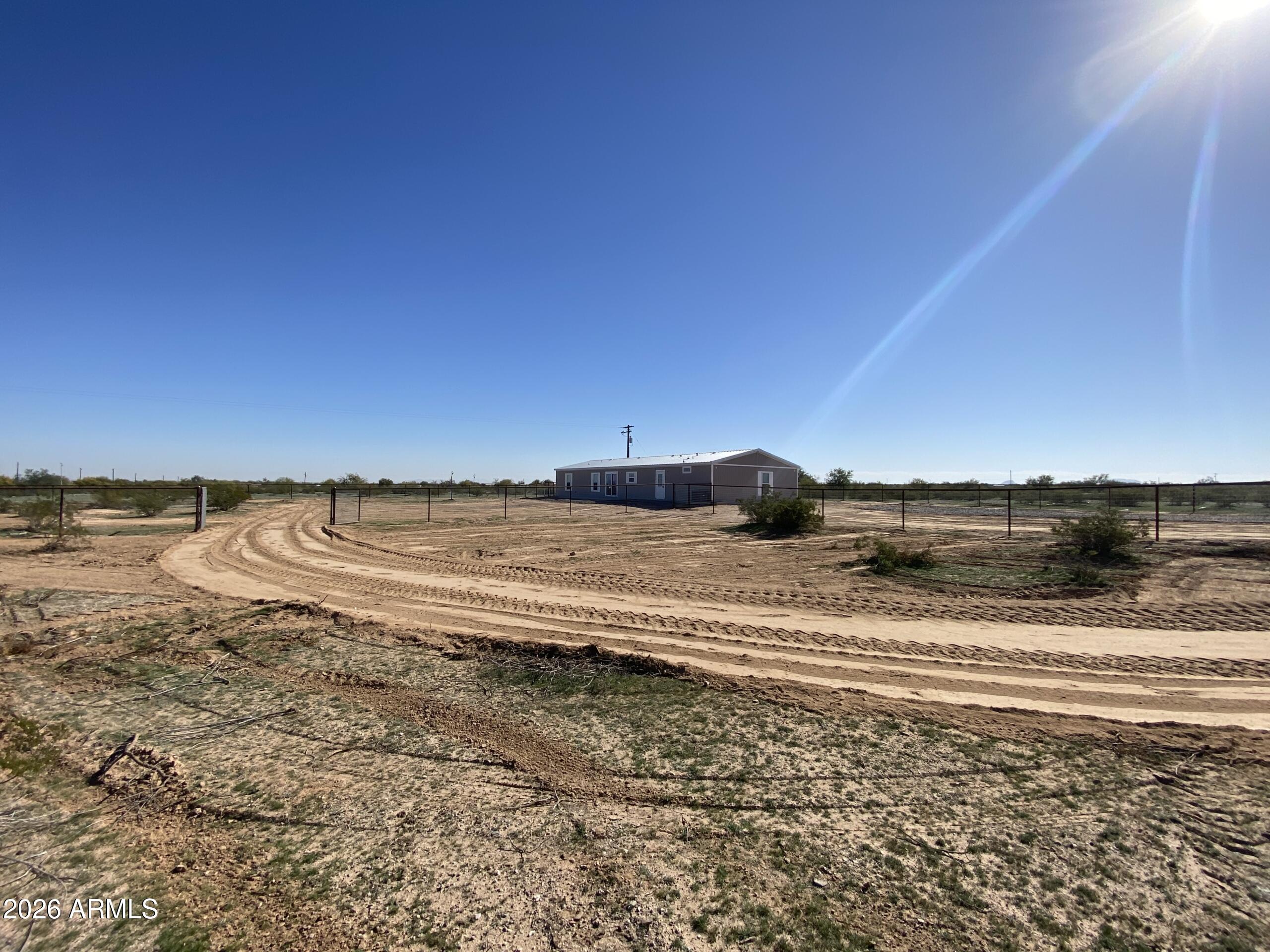 519 South Ortega Road Stanfield, AZ 85172 - Photo 10 of 29 a view of a ocean view