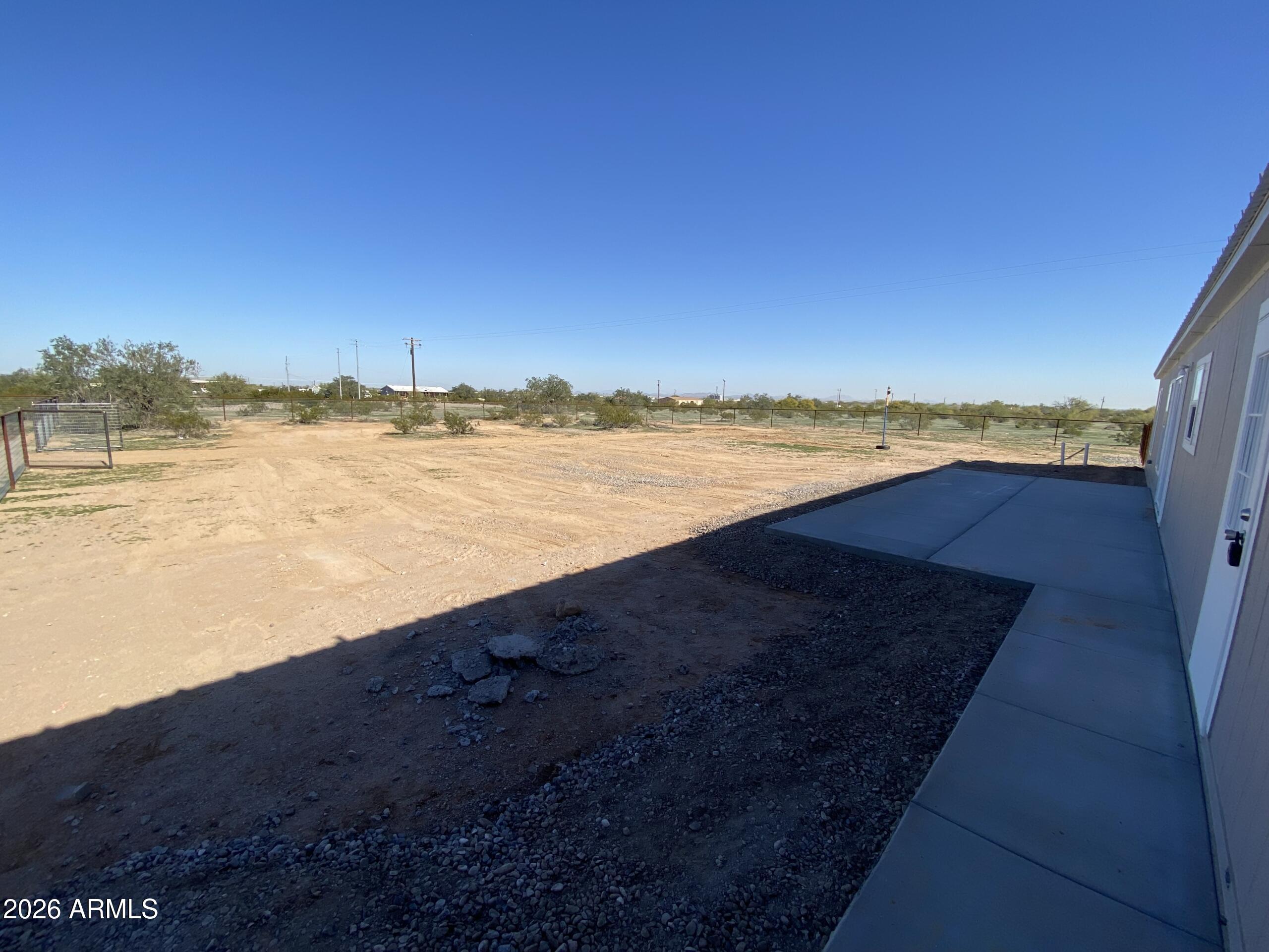 519 South Ortega Road Stanfield, AZ 85172 - Photo 4 of 27 a view of an ocean and mountain