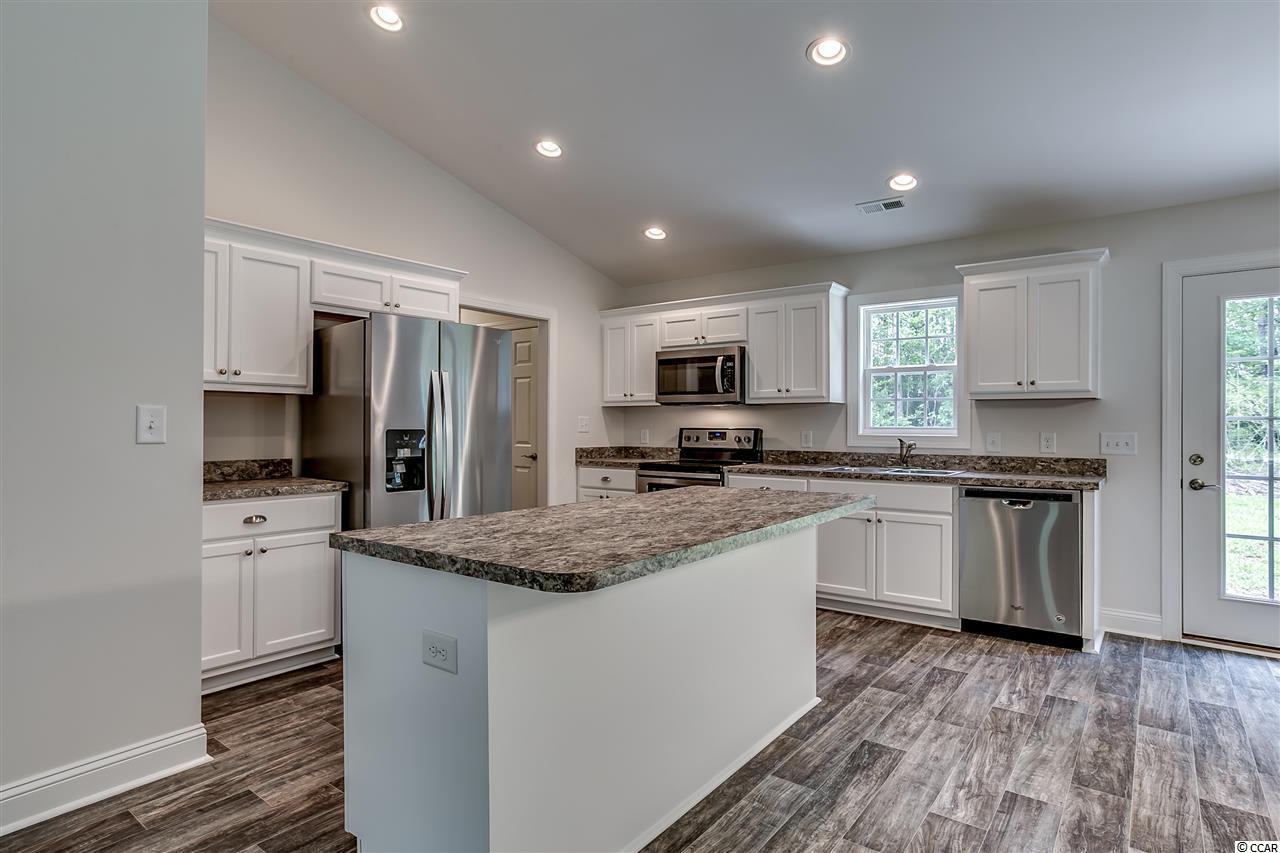905 Futrell Street Loris, SC 29569 - Photo 8 of 26