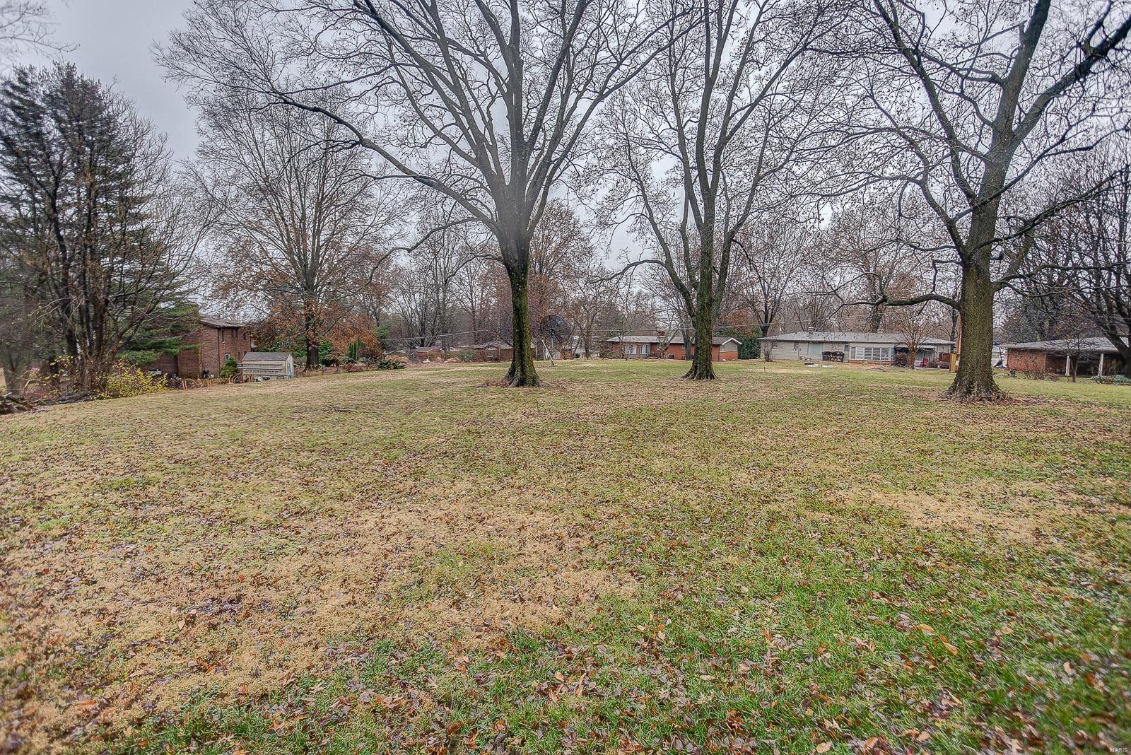 2604 East B Street Road Belleville, IL 62221 - Photo 27 of 36 Gallery Image 27
