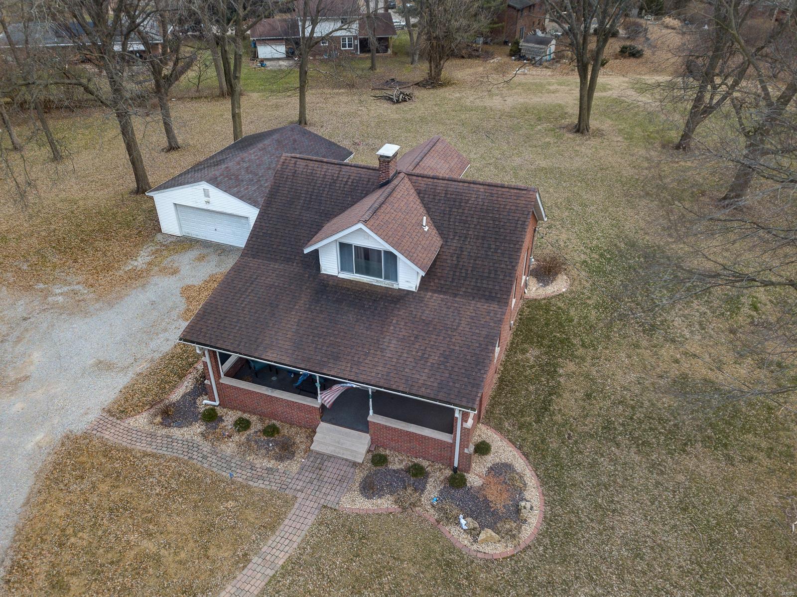 2604 East B Street Road Belleville, IL 62221 - Photo 3 of 36 Gallery Image 3