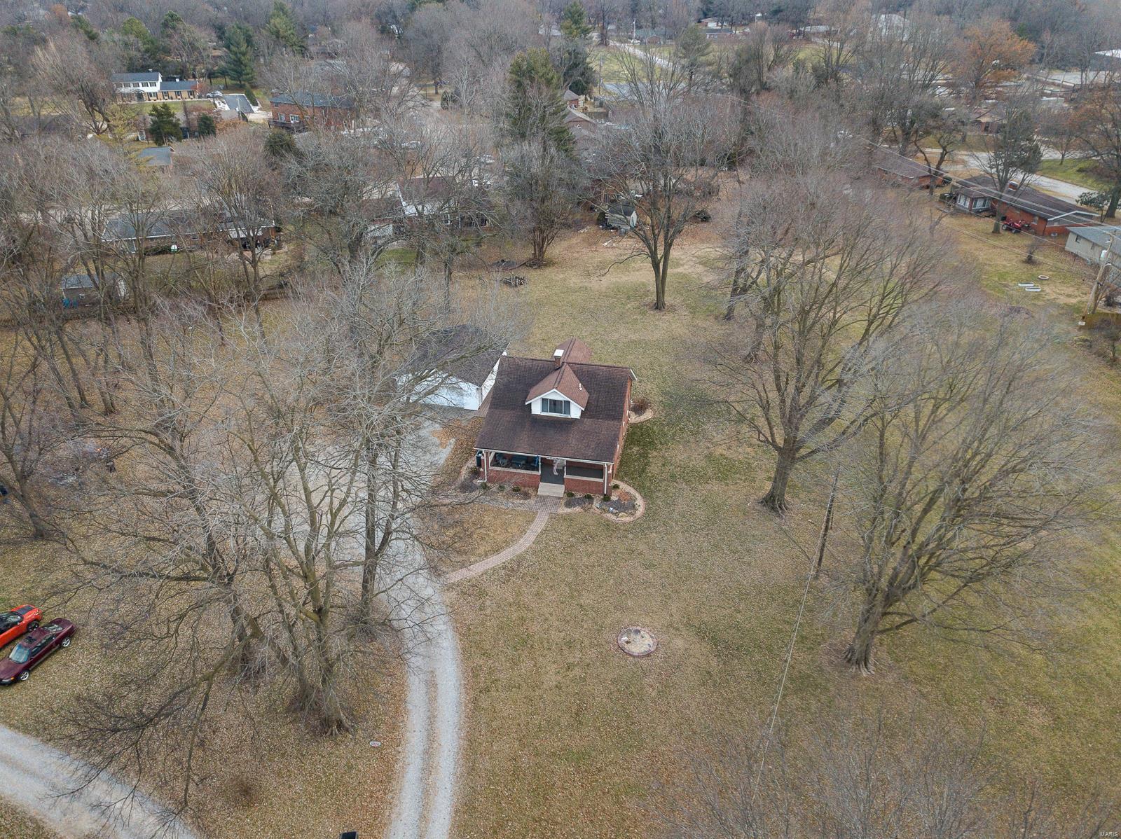 2604 East B Street Road Belleville, IL 62221 - Photo 31 of 36 Gallery Image 31