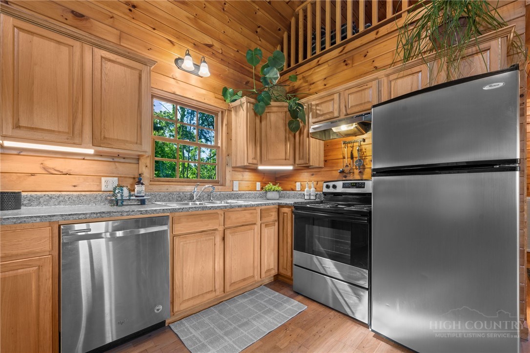 2163 Phillips Gap Road West Jefferson, NC 28694 - Photo 16 of 47