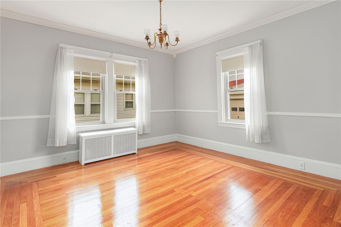 154 Friendly Road Cranston, RI 02910 - Photo 14 of 38 Gallery Image 14