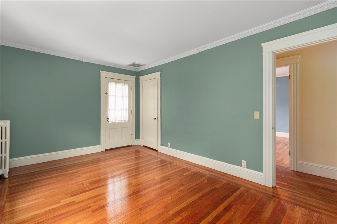 154 Friendly Road Cranston, RI 02910 - Photo 25 of 38 Gallery Image 25
