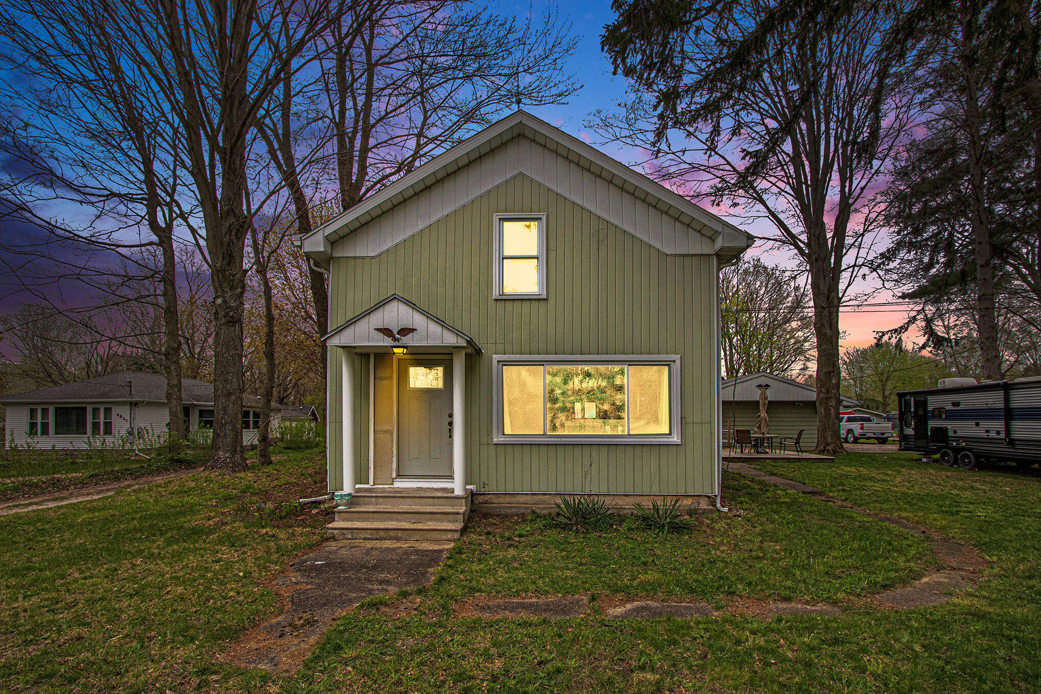 4825 North Coloma Road Coloma, MI 49038 - Photo 1 of 14 C1