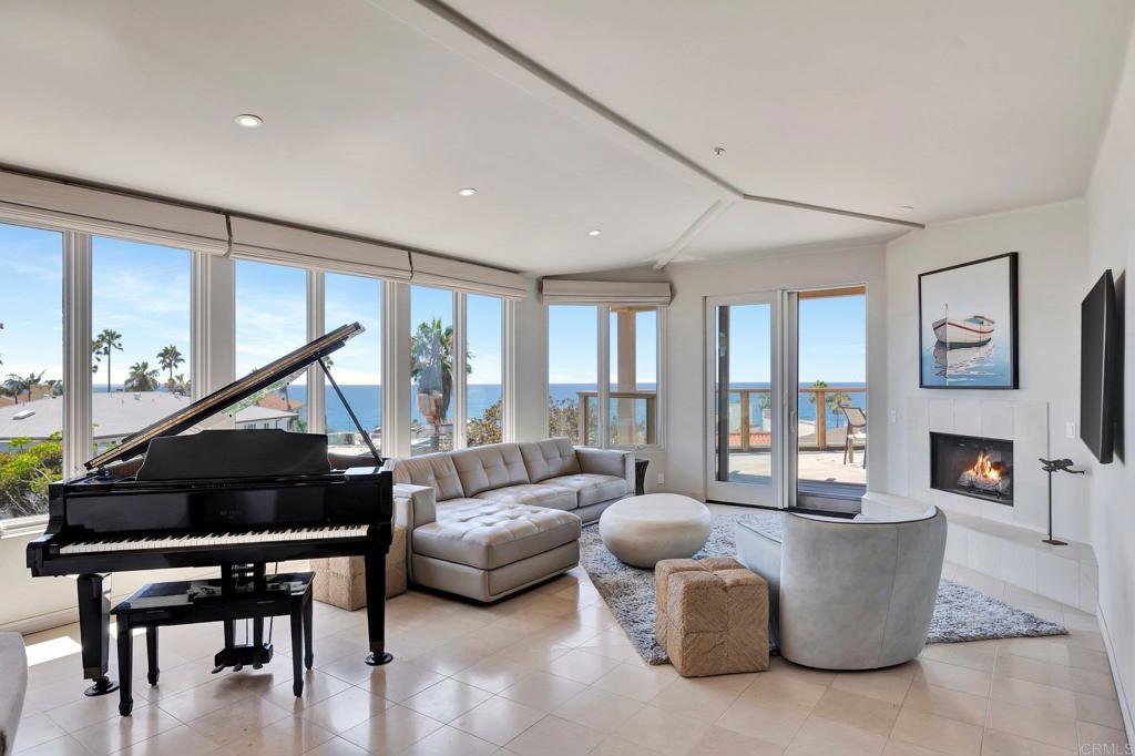 302 Prospect Street, Unit PH #1 La Jolla, CA 92037 - Photo 4 of 52