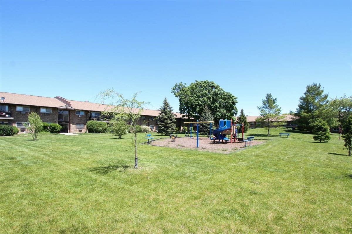 834 East Old Willow Road, Unit 209 Prospect Heights, IL 60070 - Photo 21 of 22