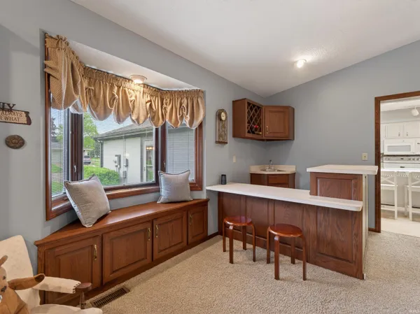 $399,900 | 416 Hawthorne Place, Auburn, IN 46706