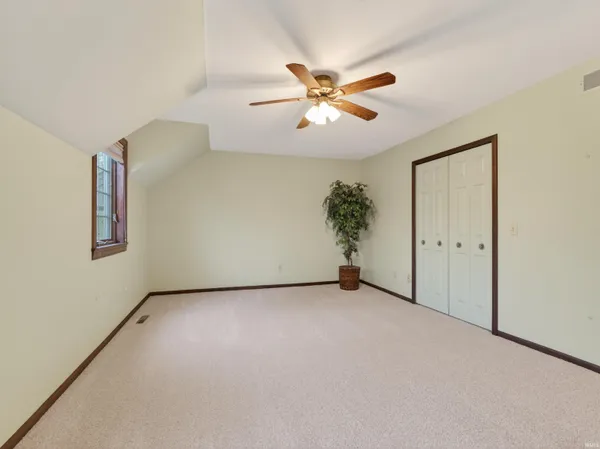 $399,900 | 416 Hawthorne Place, Auburn, IN 46706