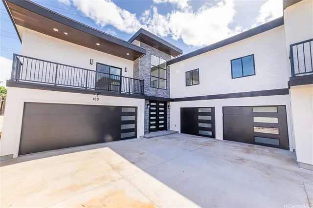 $1,498,000 | 1091 Puʻu ʻAlani Way, Pearl City, HI 96782