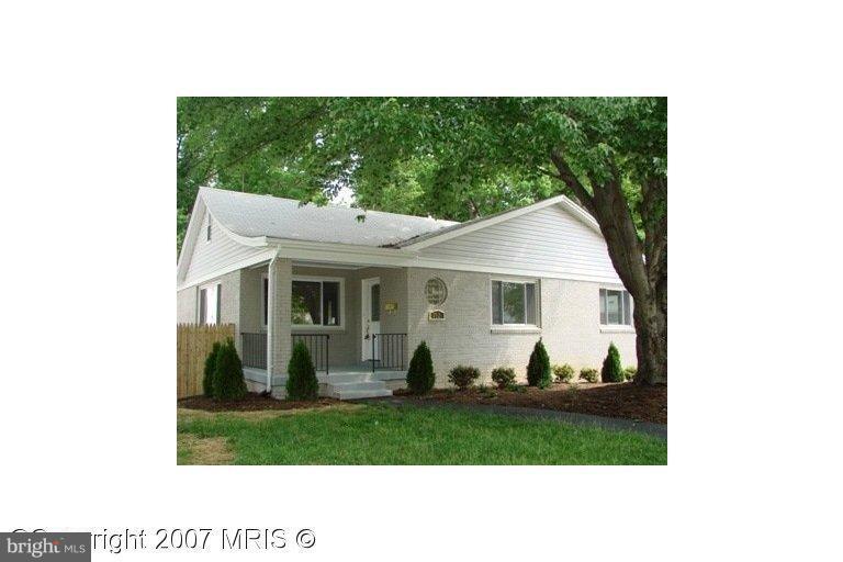 1521 Forest Glen Road Silver Spring, MD 20910 - Photo 1 of 7 Exterior (Front)