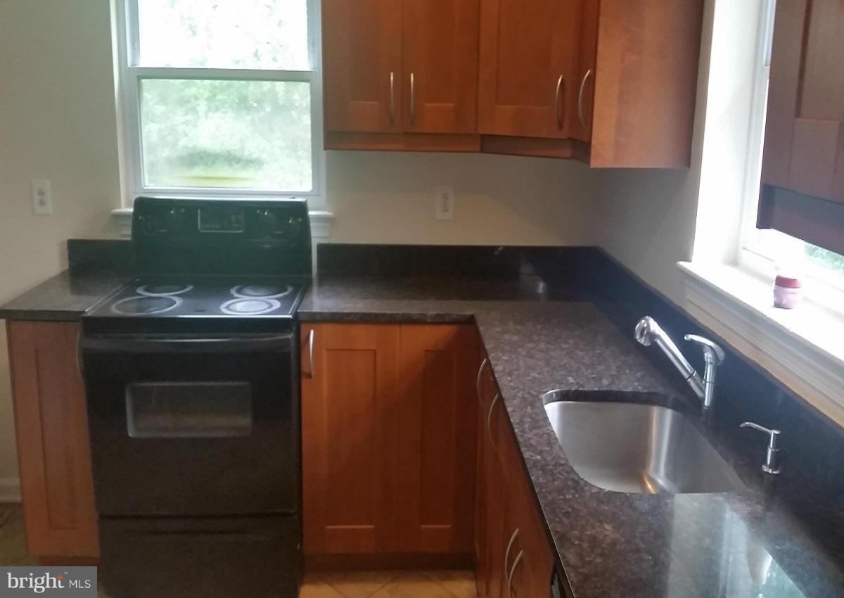 1521 Forest Glen Road Silver Spring, MD 20910 - Photo 2 of 7 Kitchen