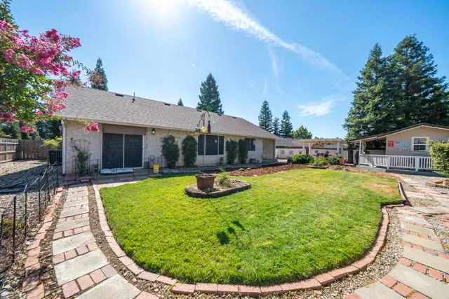 $405,000 | 3202 Dartford Drive, Shasta Lake, CA 96019