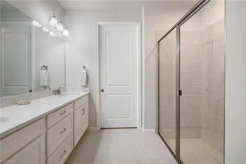 $530,000 | 4665 Arboretum Circle, Unit 101, Naples, FL 34112