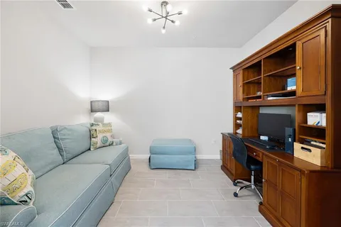 $530,000 | 4665 Arboretum Circle, Unit 101, Naples, FL 34112