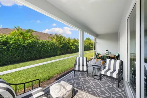 $530,000 | 4665 Arboretum Circle, Unit 101, Naples, FL 34112