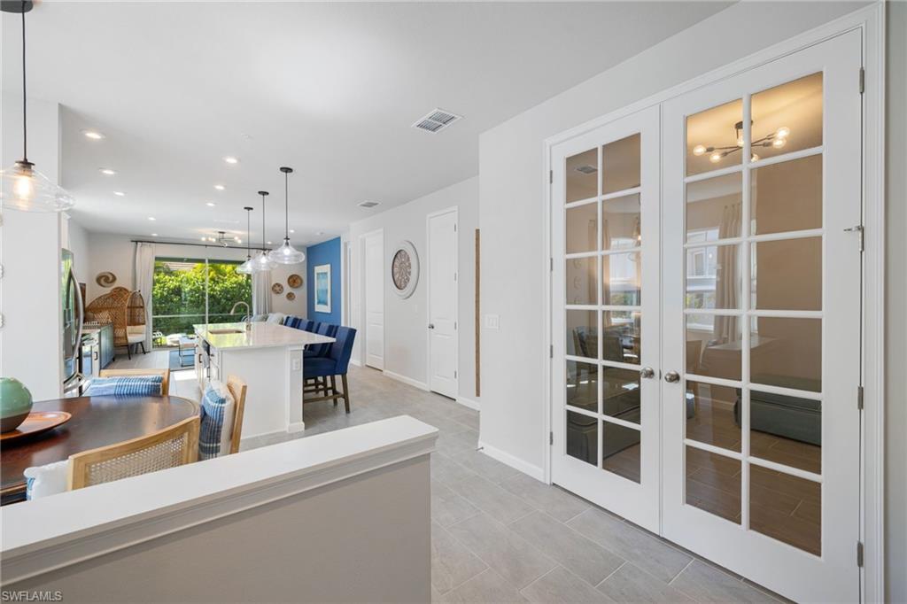 4665 Arboretum Circle, Unit 101 Naples, FL 34112 - Photo 4 of 36