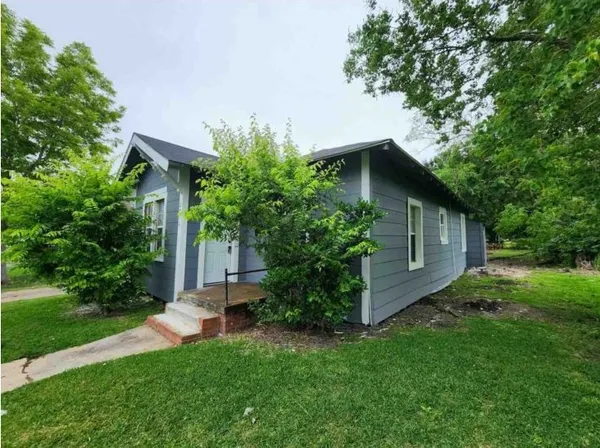 $1,500 | 2710 15th Street, Port Arthur, TX 77640