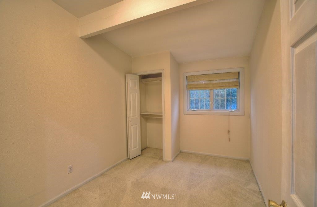 17312 Southeast May Valley Road Renton, WA 98059 - Photo 15 of 15 Gallery Image 15