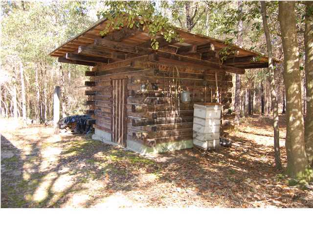 601 Fire Lane Road Holt, FL 32564 - Photo 12 of 19 Gallery Image 12